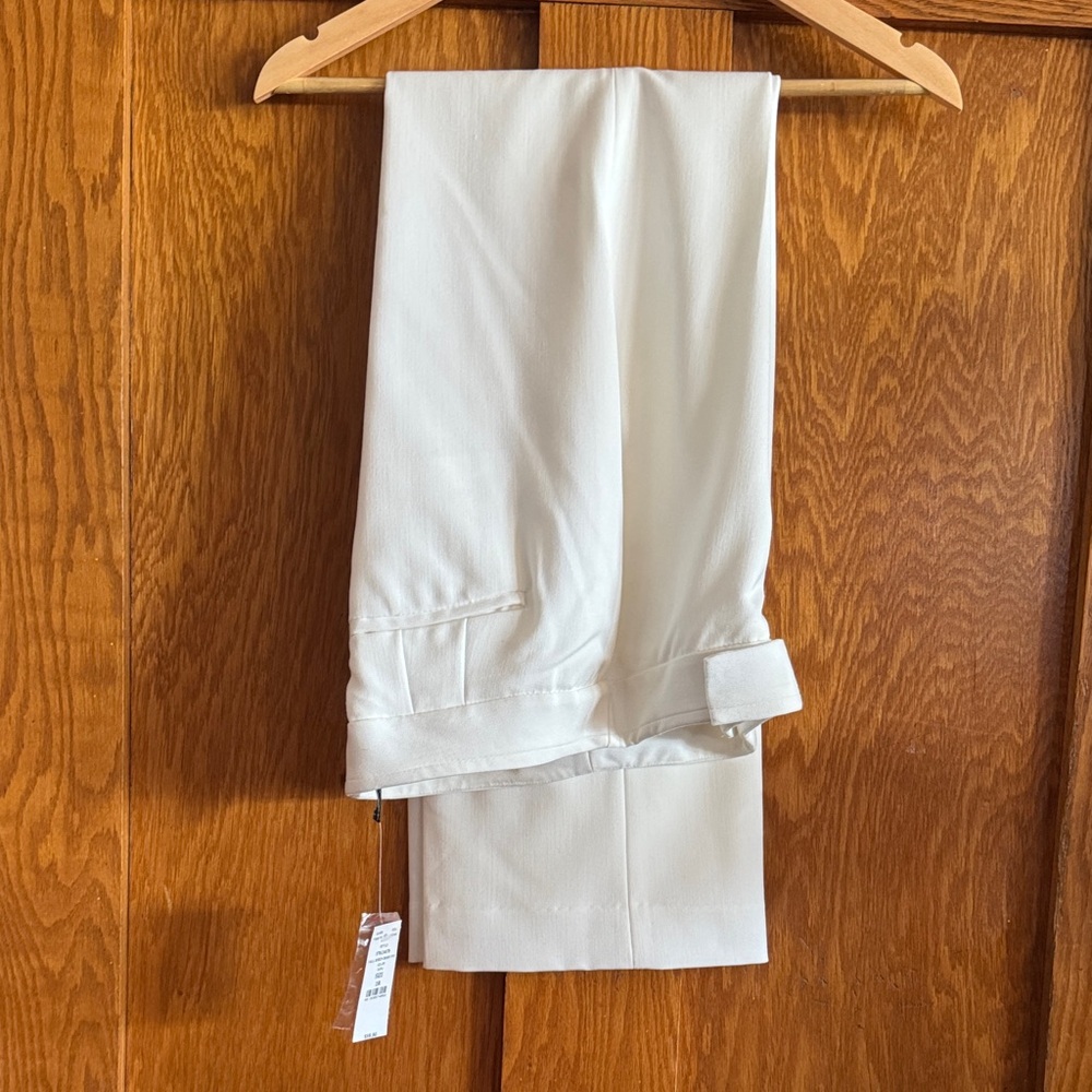 White House Black Market Cream Trousers - Picture 4 of 4